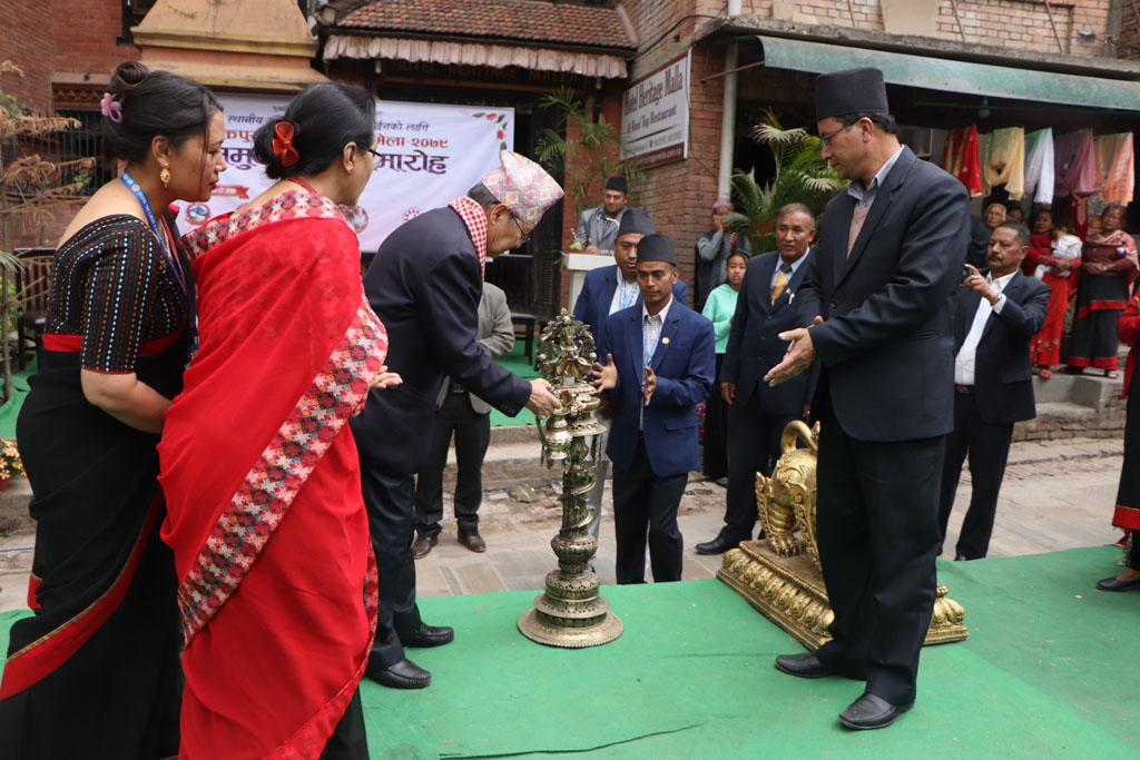 Narayanman Bijukche in Bhaktapur 11680346495.png